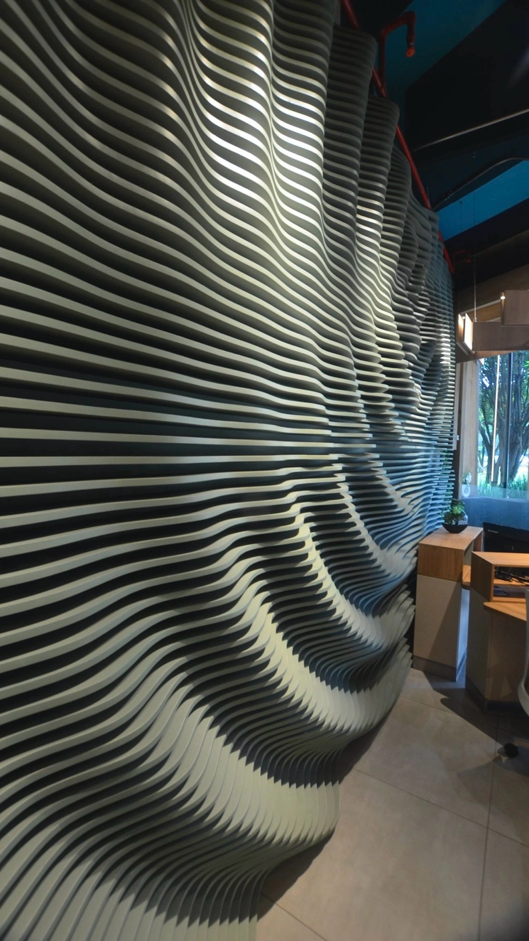 Hero background prev